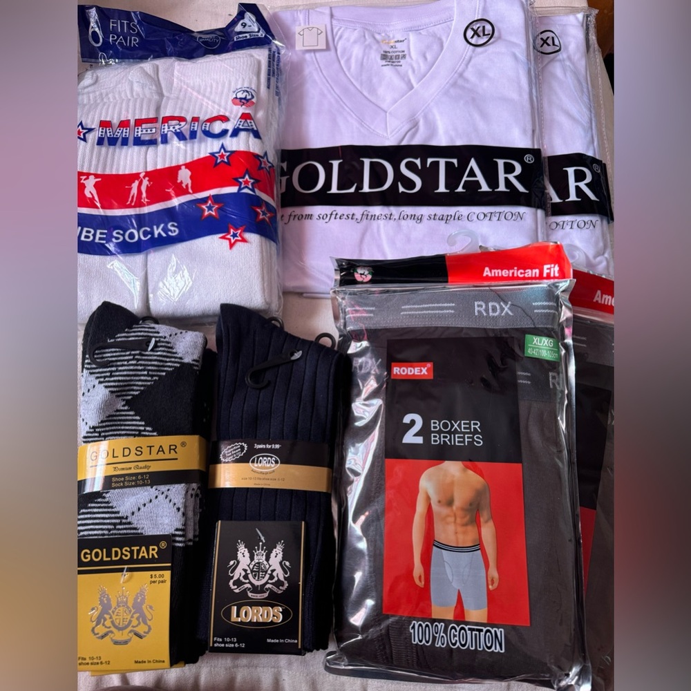 2 t shirts, 4 boxer briefs, 6 pairs tube socks, 6 pairs dress socks.